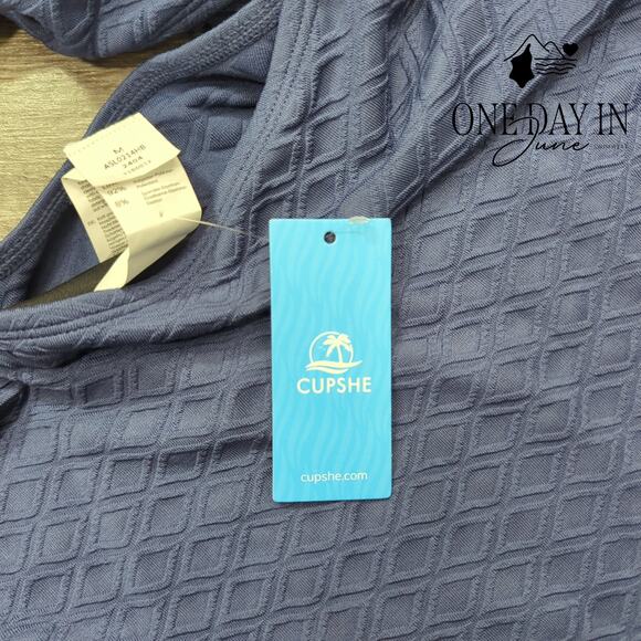 Cupshe Scallop Textured Cut Out One Piece Swimsuit Size M - Picture 4 of 7